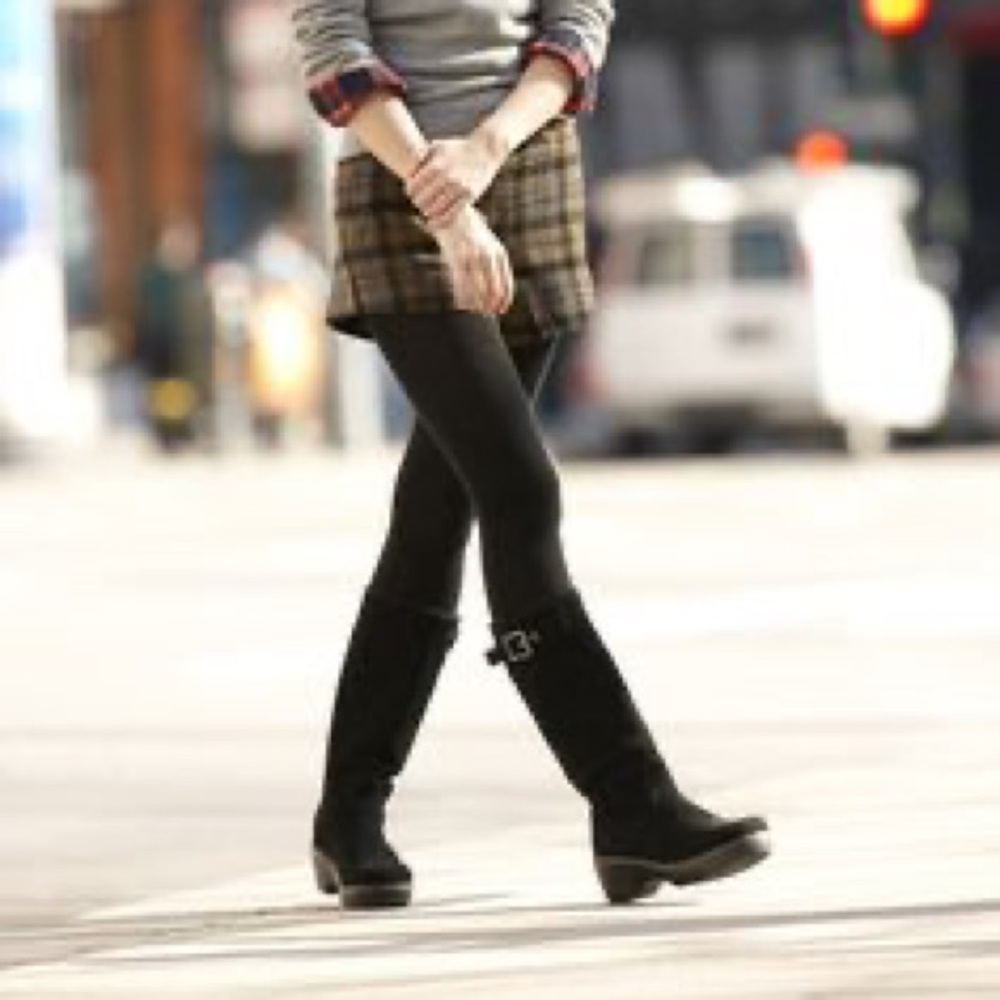 Crocs brown suede mid-calf boots